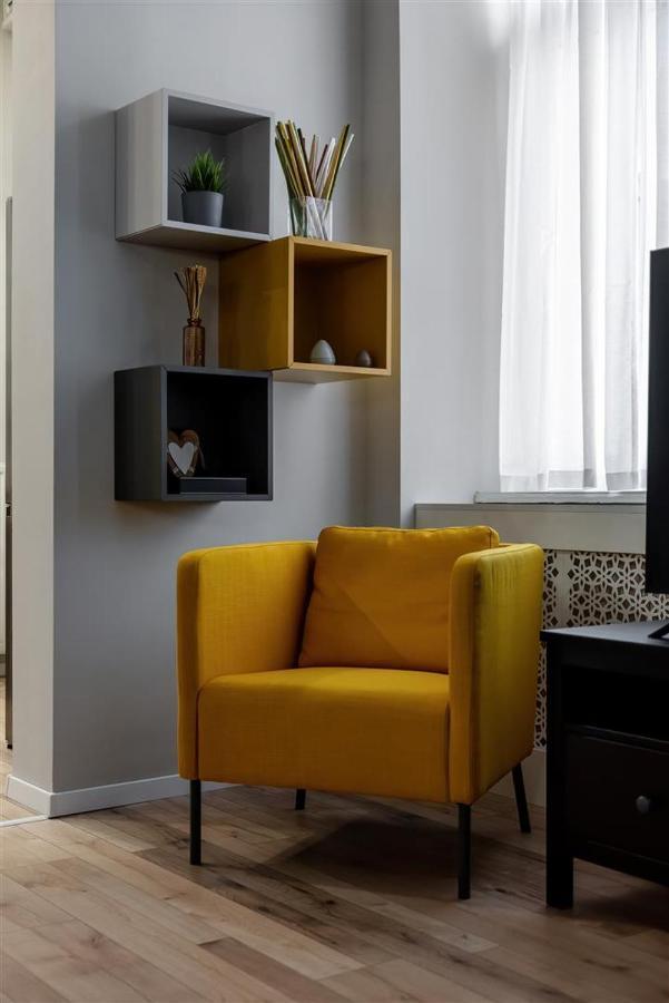 Royal With A/c Apartment *
